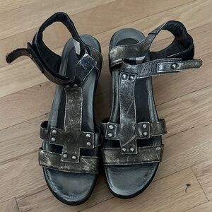 Naot Women’s Metallic Black Sandals, Size 40